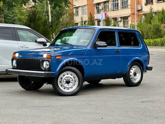 LADA (VAZ) Niva-15