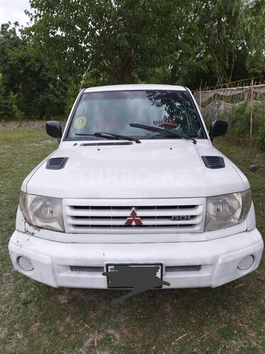 Mitsubishi Pajero io 1999, 60,000 km - 1.8 л - Bakı