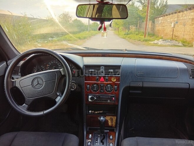 Mercedes C 180 1995, 438,103 km - 1.8 л - Kürdəmir