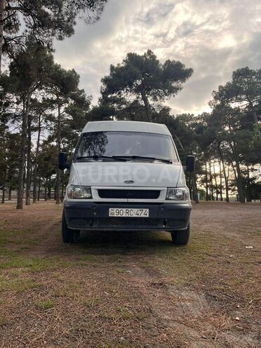 Ford Transit-1