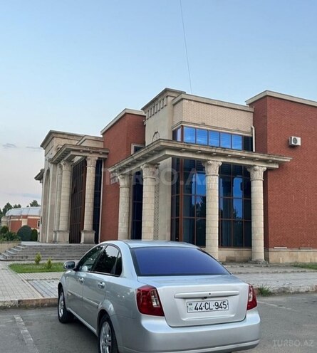 Chevrolet Lacetti-8