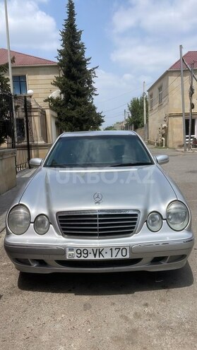 Mercedes E 220 d 1999, 670,000 km - 2.2 л - Biləsuvar