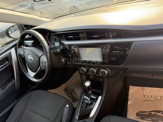 Toyota Corolla 2014, 158,000 km - 1.6 l - Bakı