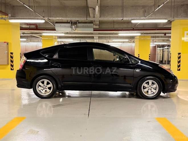 Toyota Prius-6