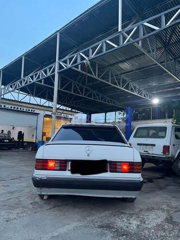 Mercedes 190 1989, 111,111 km - 2.0 l - İmişli