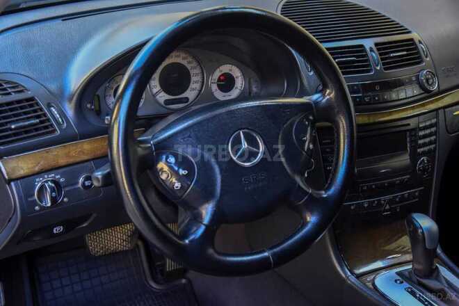Mercedes E 220 d 2002, 495,000 km - 2.2 л - Bakı