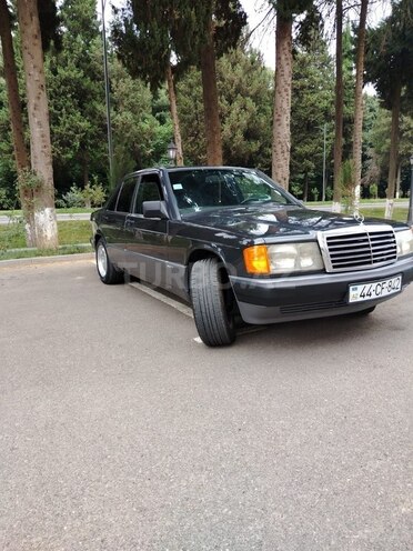 Mercedes 190 1990, 300,000 km - 1.8 l - Masallı