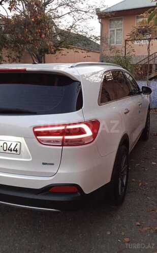 Kia Sorento-11