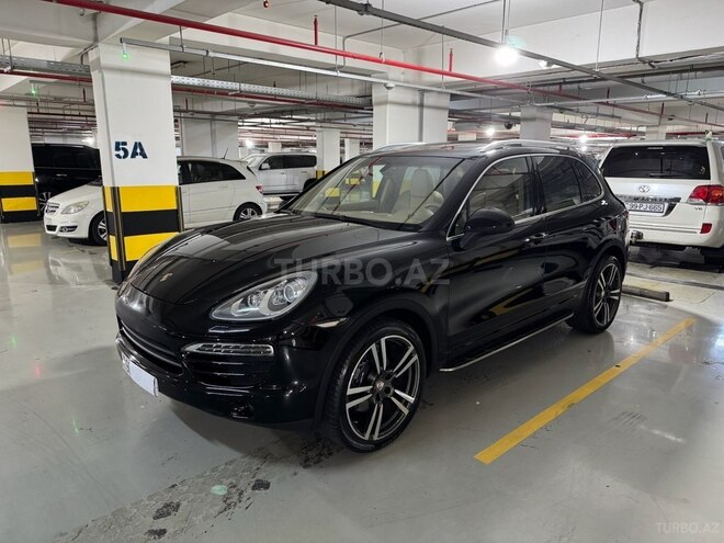 Porsche Cayenne-2