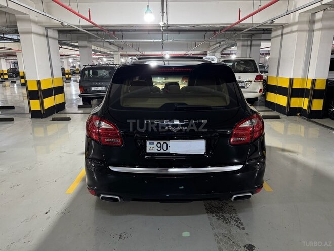 Porsche Cayenne-7