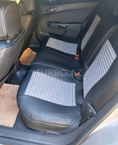 Opel Astra 2006, 244,000 km - 1.3 l - Horadiz