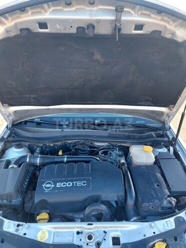 Opel Astra 2006, 244,000 km - 1.3 l - Horadiz