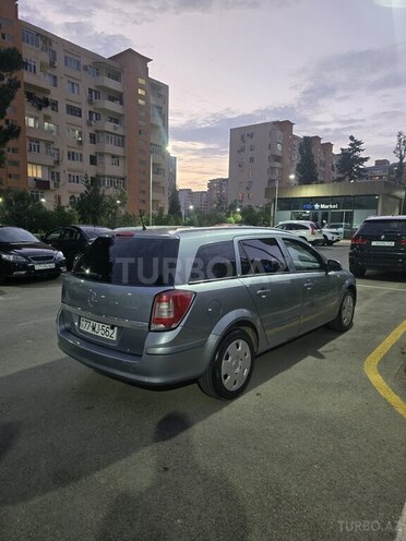 Opel Astra 2009, 225,000 km - 1.4 l - Bakı