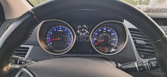 Hyundai Elantra 2015, 56,435 km - 1.8 l - Mingəçevir