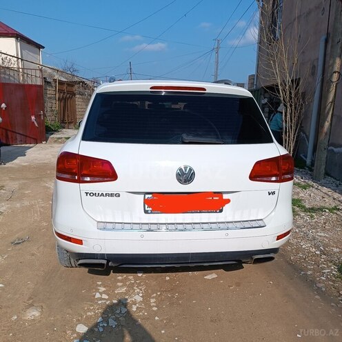 Volkswagen Touareg-2