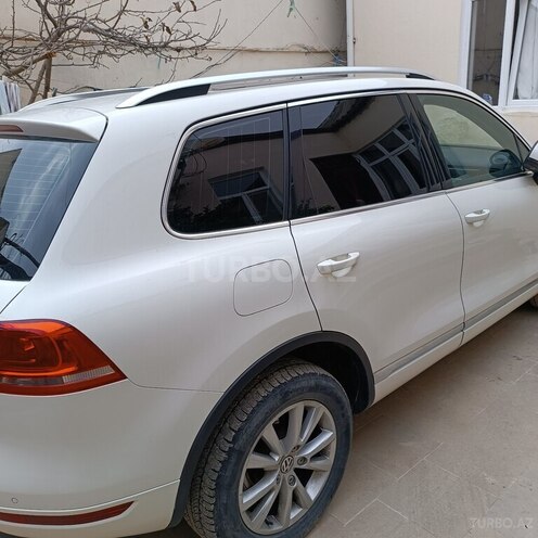 Volkswagen Touareg-9