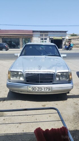 Mercedes E 300 d 1989, 295,000 km - 3.0 l - Bakı