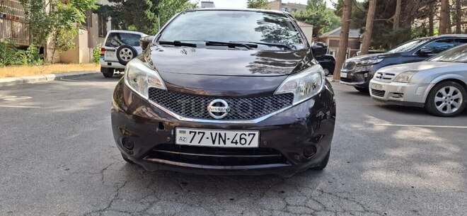 Nissan Note-1
