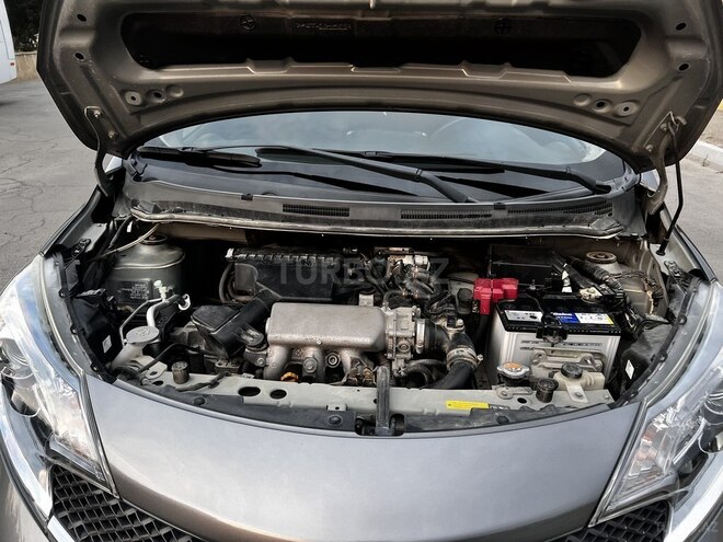 Nissan Note-6