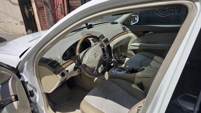 Mercedes E 280 2005, 276,075 km - 3.0 л - Bakı