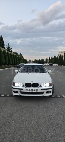 BMW 528 1999, 317,000 km - 2.8 l - Bakı