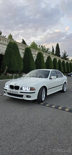 BMW 528 1999, 317,000 km - 2.8 l - Bakı