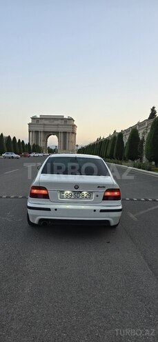 BMW 528 1999, 317,000 km - 2.8 l - Bakı