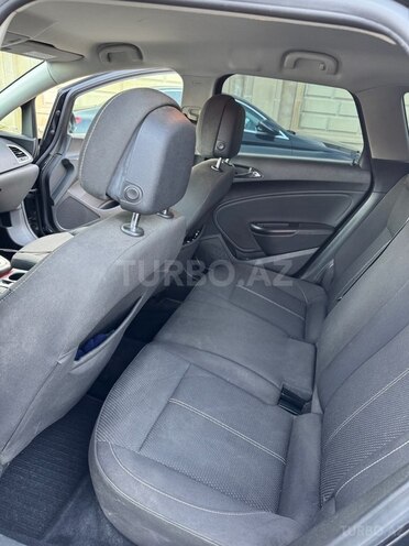 Opel Astra 2014, 224,000 km - 1.4 l - Bakı