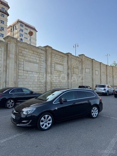 Opel Astra 2014, 224,000 km - 1.4 l - Bakı