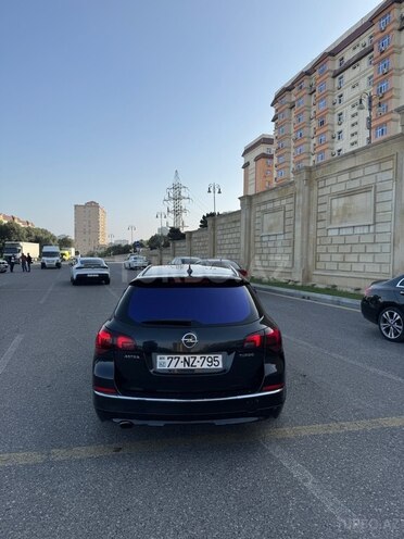 Opel Astra 2014, 224,000 km - 1.4 l - Bakı