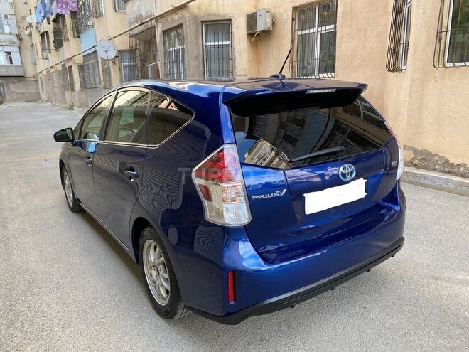 Toyota Prius V 2017, 205,000 km - 1.8 l - Bakı