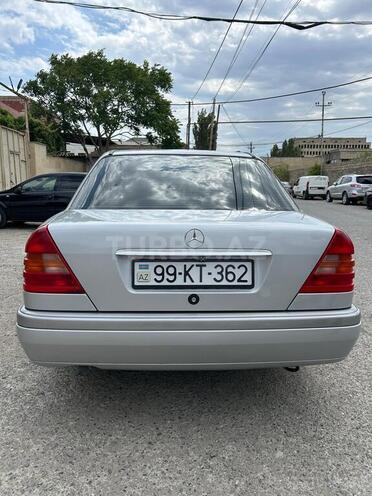 Mercedes C 180-10