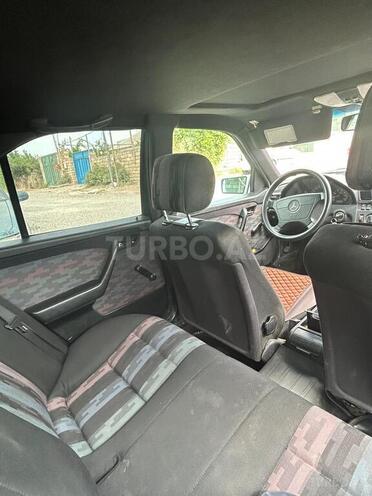 Mercedes C 180-13