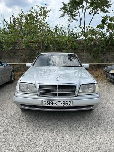 Mercedes C 180-3