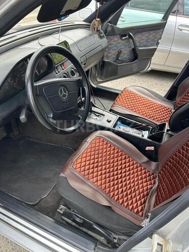 Mercedes C 180-7