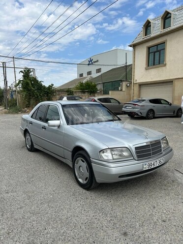 Mercedes C 180-1