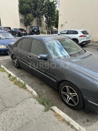 Mercedes E 240 1999, 358,000 km - 2.4 l - Bakı