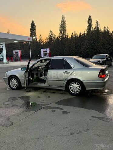 Mercedes C 240 2000, 172,500 km - 2.4 л - Bərdə