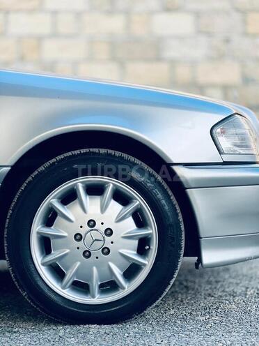 Mercedes C 240 2000, 172,500 km - 2.4 л - Bərdə