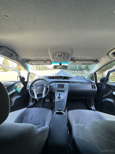 Toyota Prius 2015, 234,964 km - 1.8 л - Gəncə