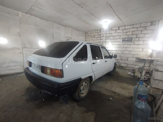 IJ 2126 Oda 2002, 155,000 km - 1.6 l - Bakı