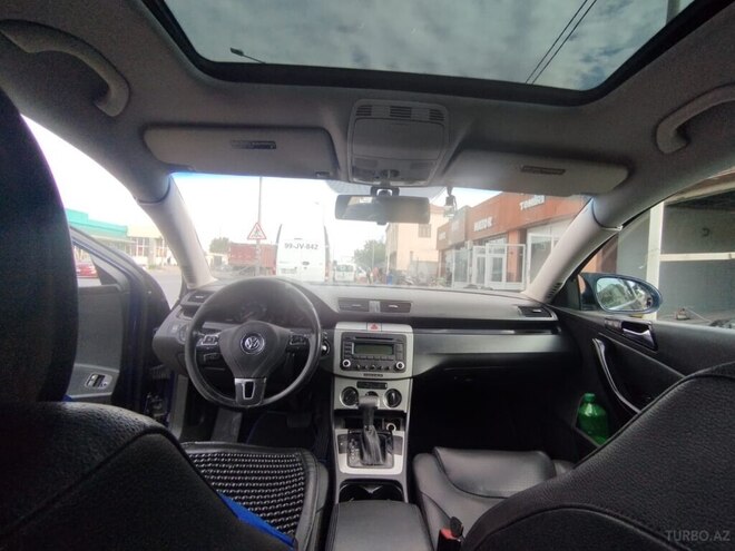 Volkswagen Passat 2005, 300,000 km - 2.0 l - Bakı