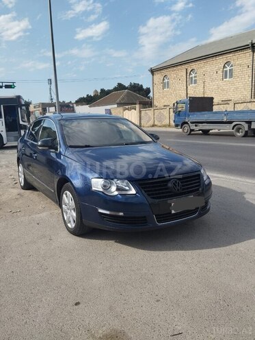 Volkswagen Passat 2005, 300,000 km - 2.0 l - Bakı