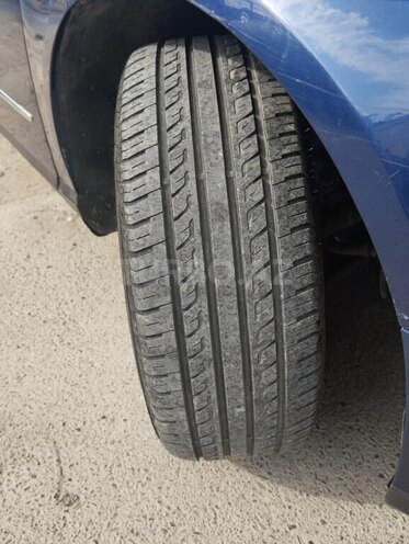 Volkswagen Passat 2005, 300,000 km - 2.0 l - Bakı
