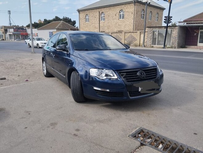 Volkswagen Passat 2005, 300,000 km - 2.0 l - Bakı