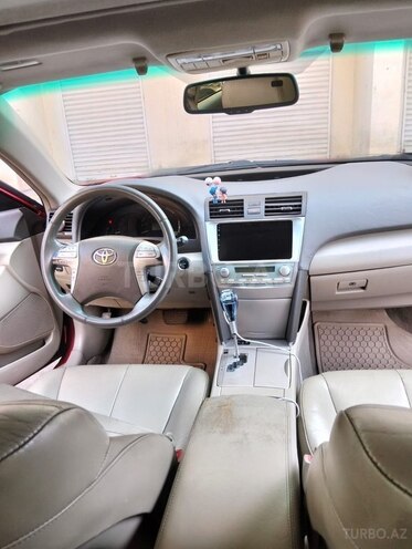Toyota Camry-11