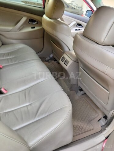 Toyota Camry-10