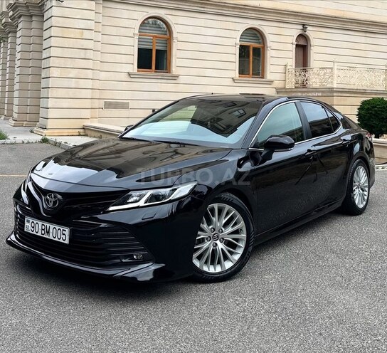 Toyota Camry-1