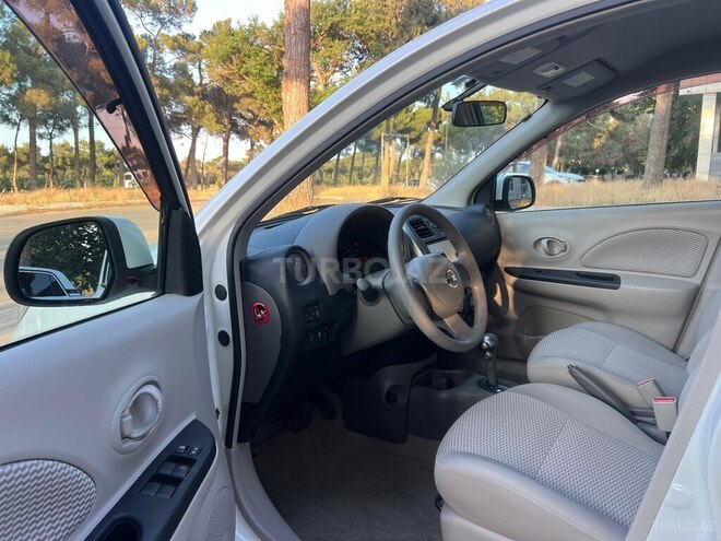 Nissan Micra-11