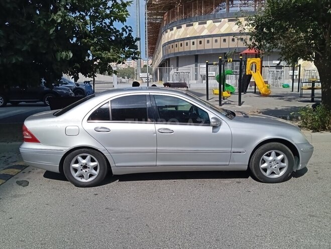Mercedes C 180 2001, 43,200 km - 2.0 l - Bakı